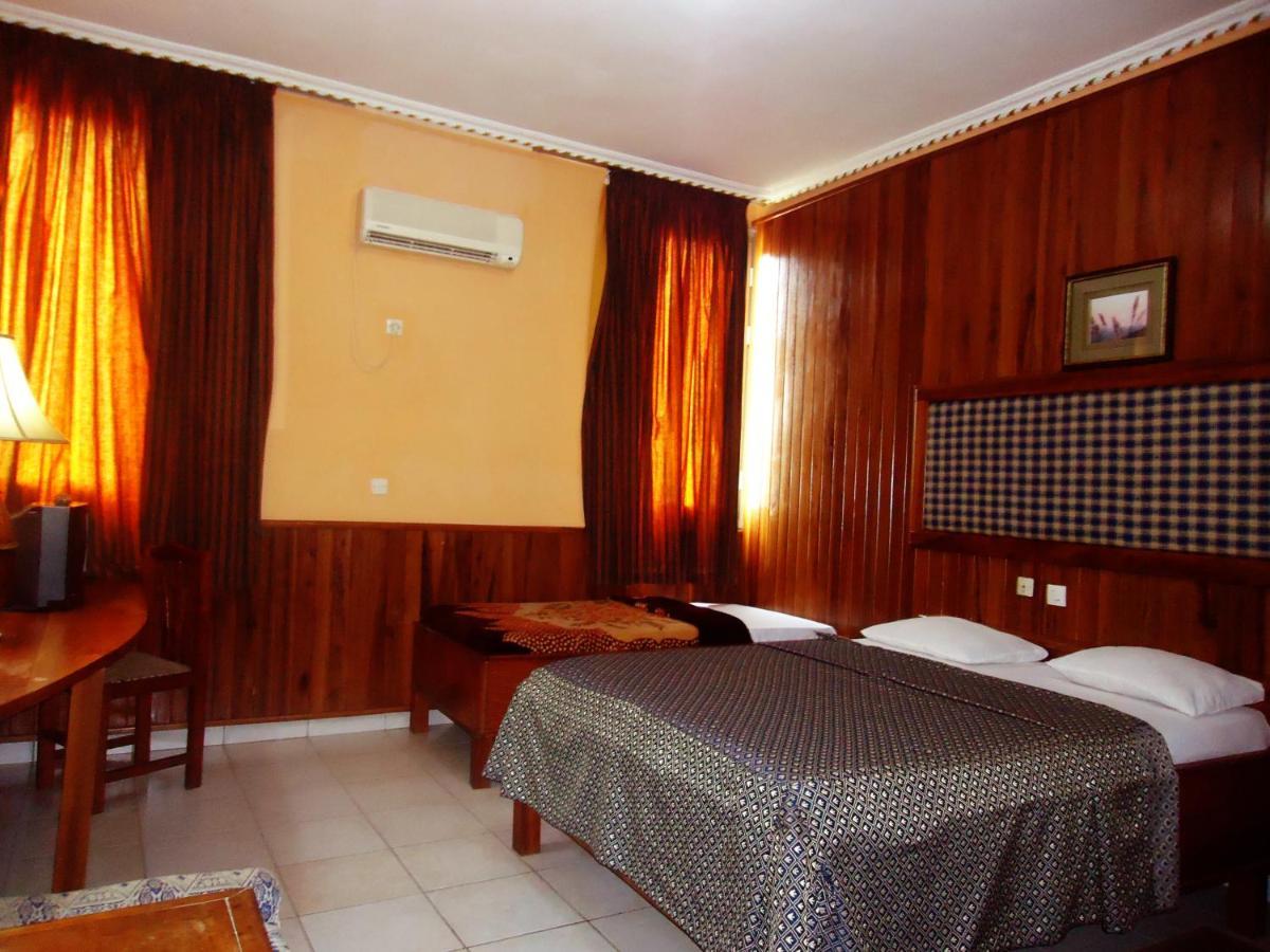 Hotel Saffana Douala Kültér fotó